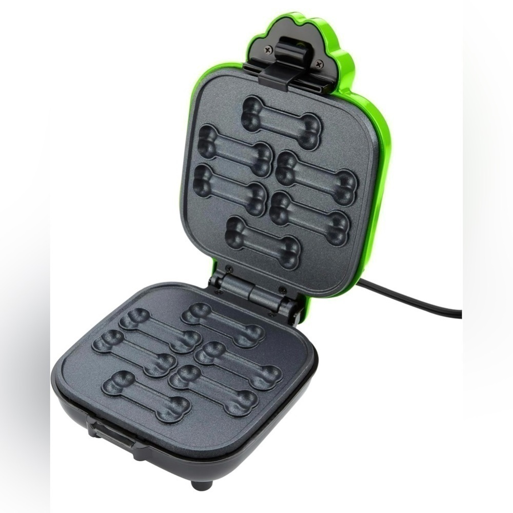 NWT ConairProPet GoodBone Treat Maker